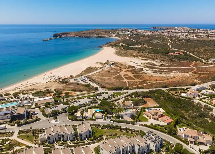 - Oceanfront Martinhal *