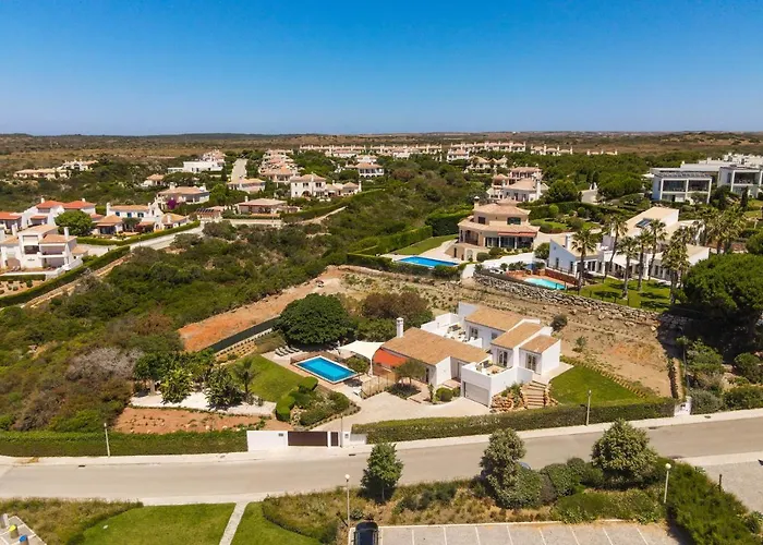 - Oceanfront Martinhal Villa