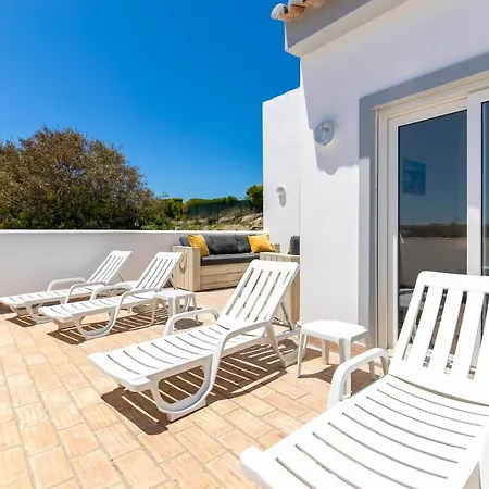 - Oceanfront Martinhal *