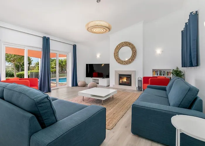 - Oceanfront Martinhal Willa Sagres