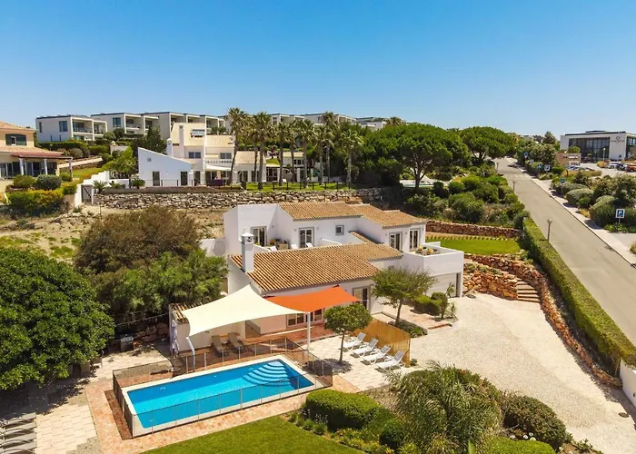 - Oceanfront Martinhal Willa *