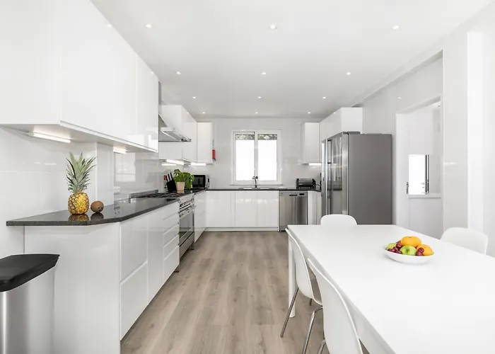 - Oceanfront Martinhal