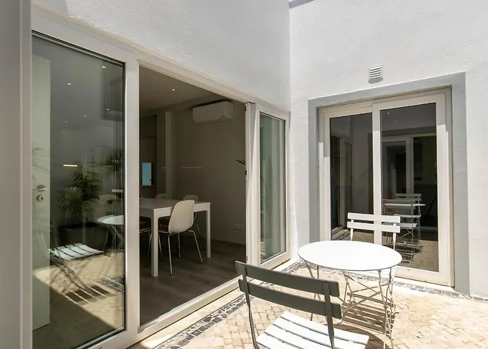 - Oceanfront Martinhal *