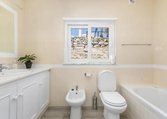 - Oceanfront Martinhal Villa